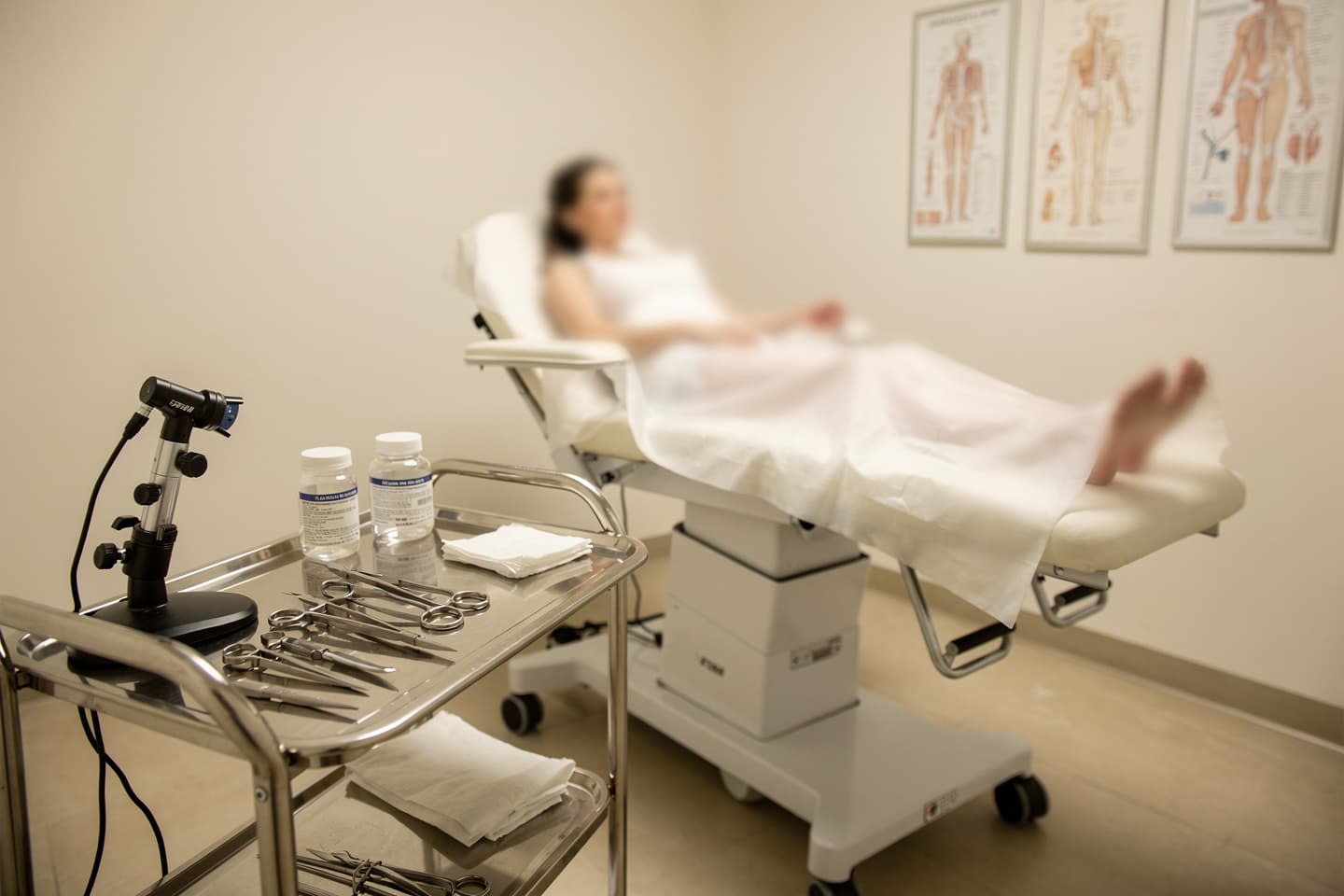 Melanom vulvar cu extensie vaginală — prezentare de caz în NEJM