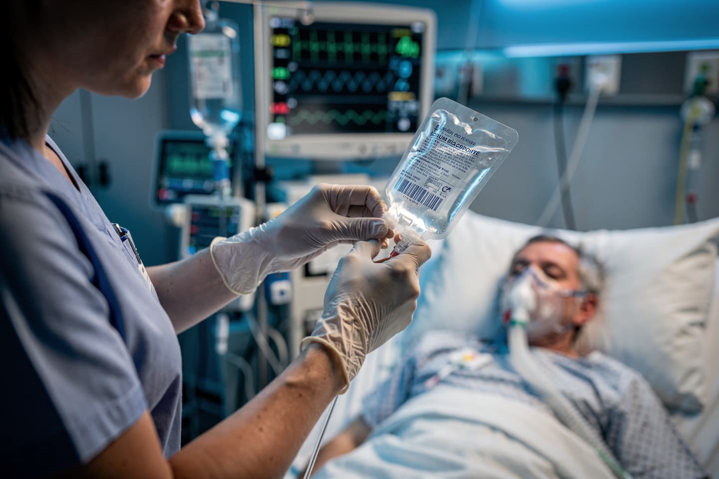 Bicarbonatul de sodiu în acidoza metabolică severă la pacienții critici cu șoc